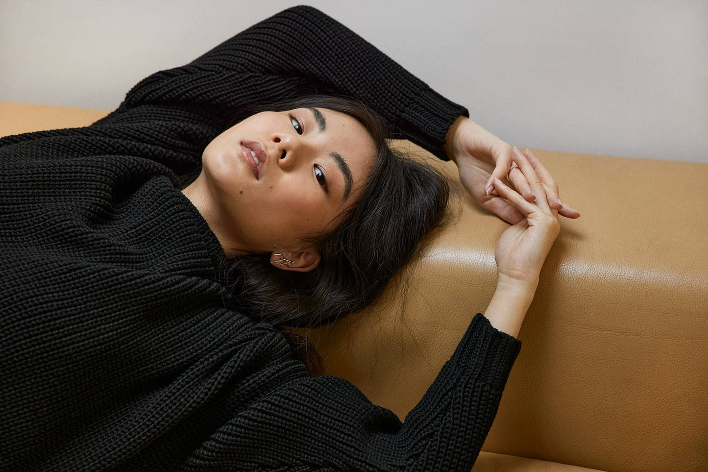 Laumės: Black Merino Wool Sweater