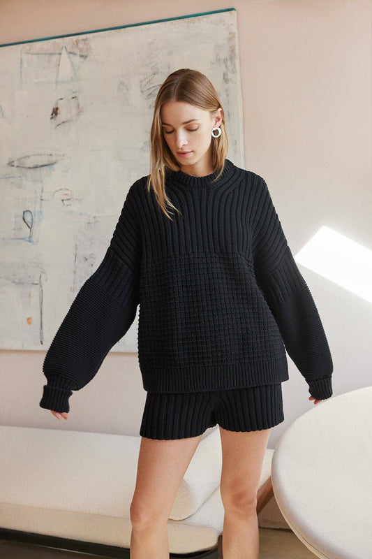 Pilnatis Shorts: 100% Cotton | Black