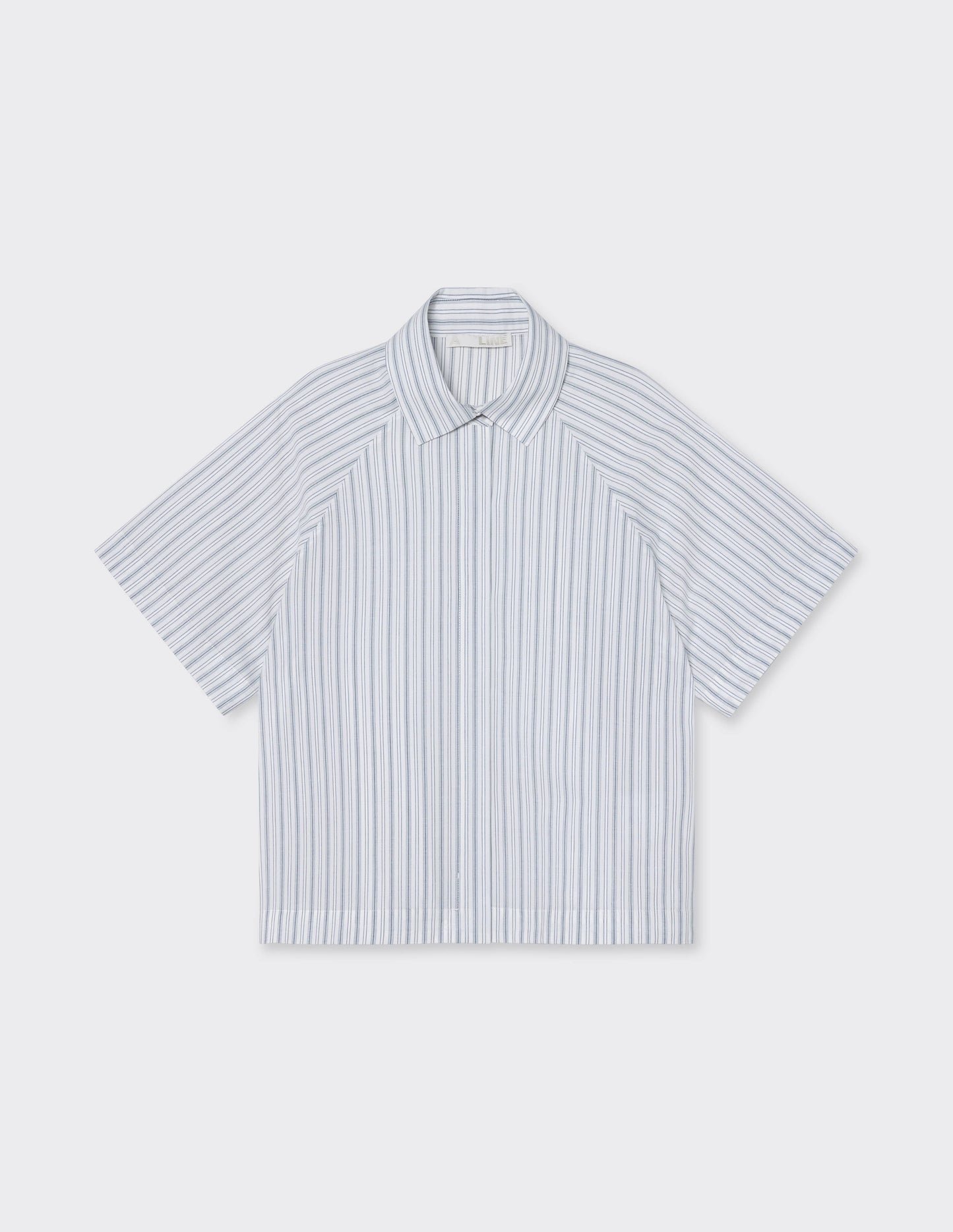 Raglan boxy crop shirt