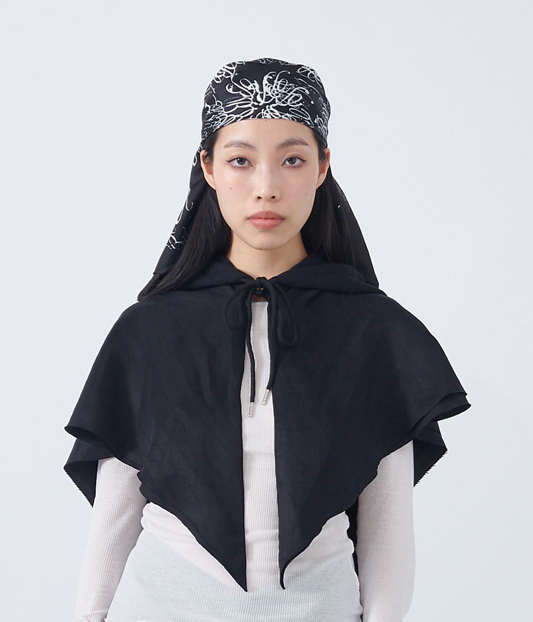B–R–B just Spiralling Scarf | Black