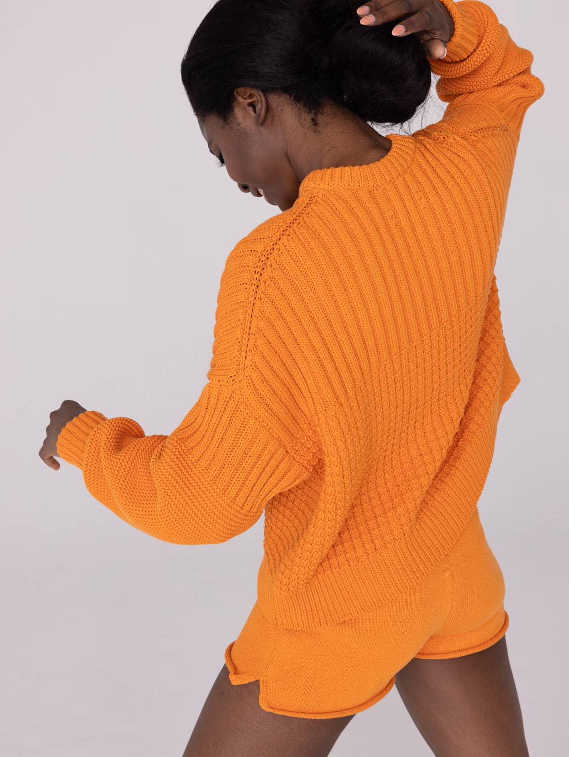 Delčia Sweater: 100% Cotton Orange Sweater