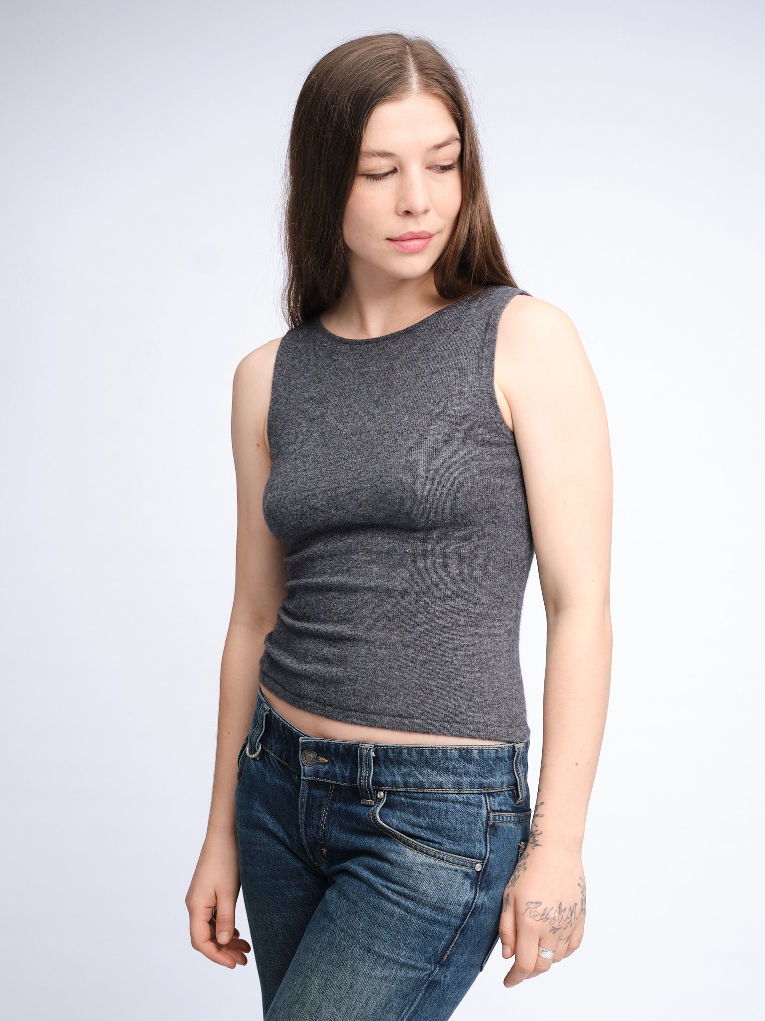 Boat Neck Tank