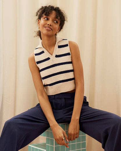 Aukštaitija Crop Top | sky