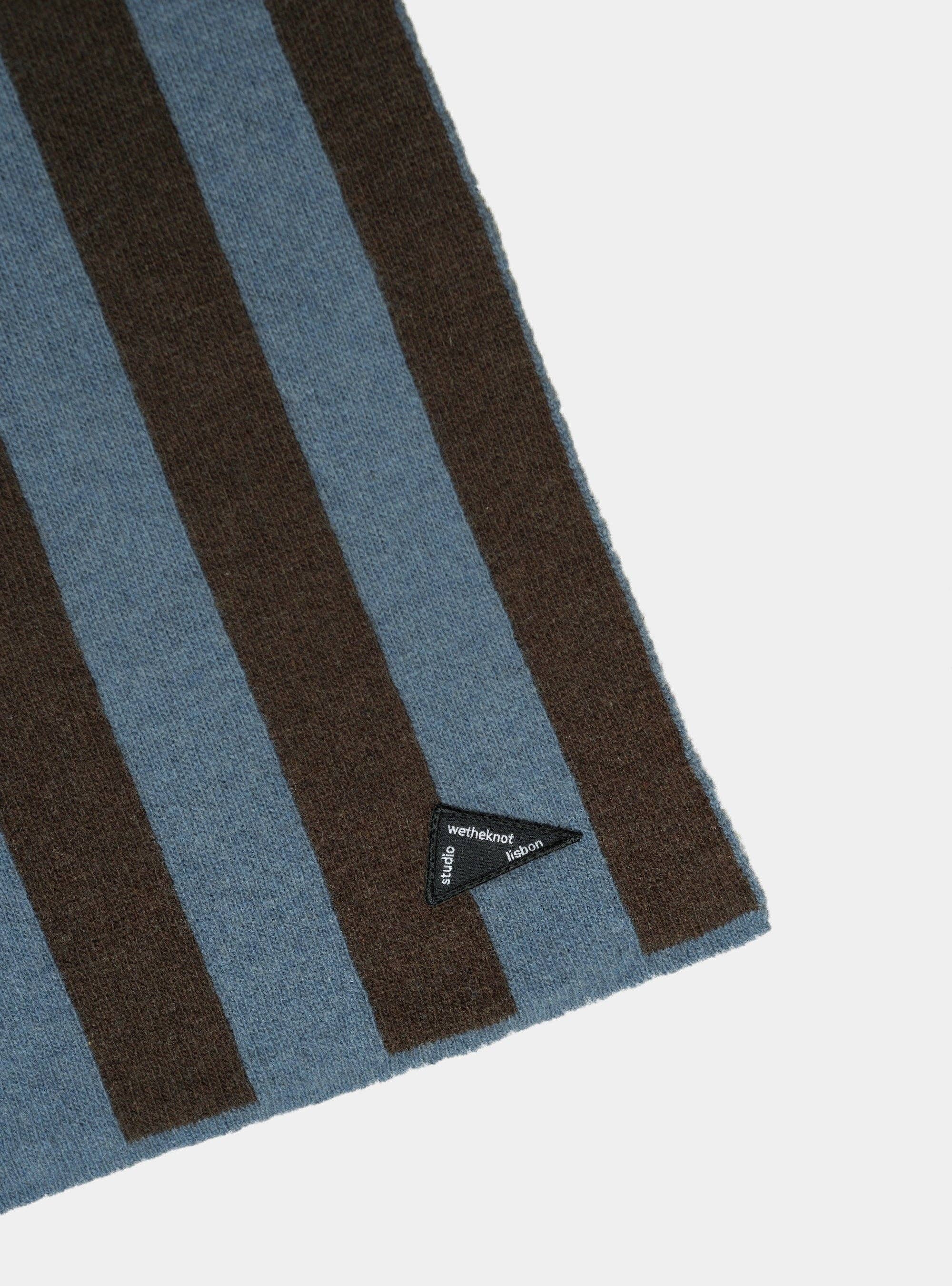 Stripes knitted scarf