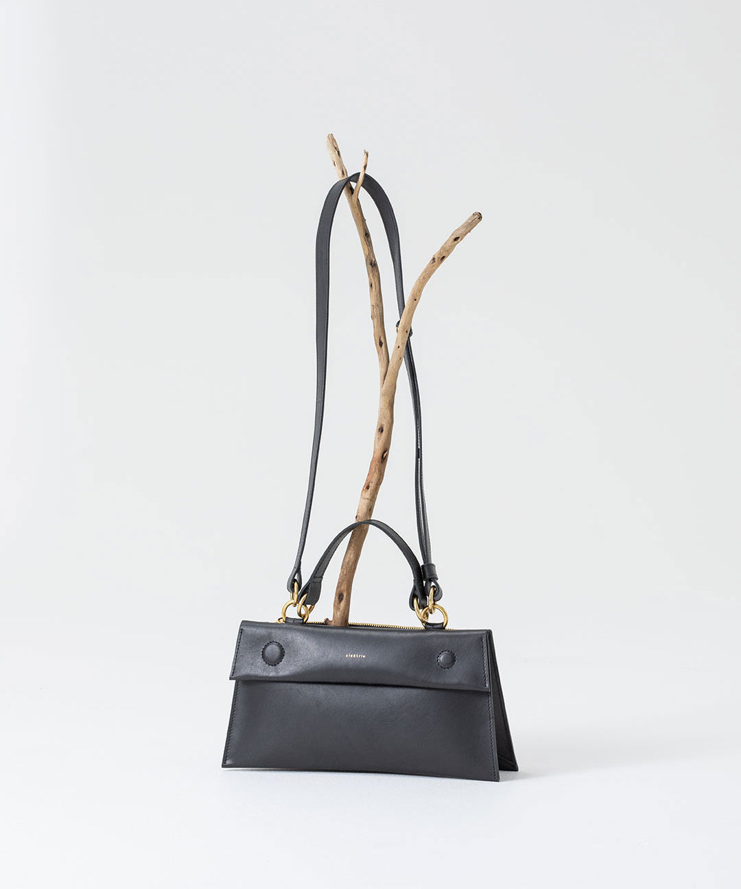 simetrie-bay-bag-black-rock-1.jpg