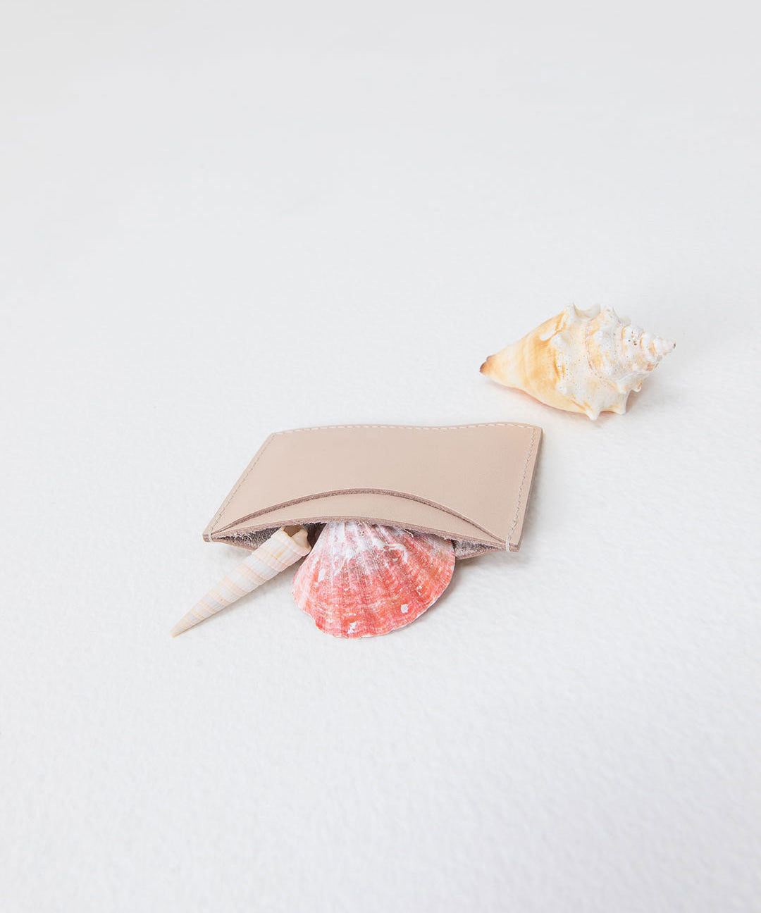simetrie-pisces-card-wallet-shell-7.jpg