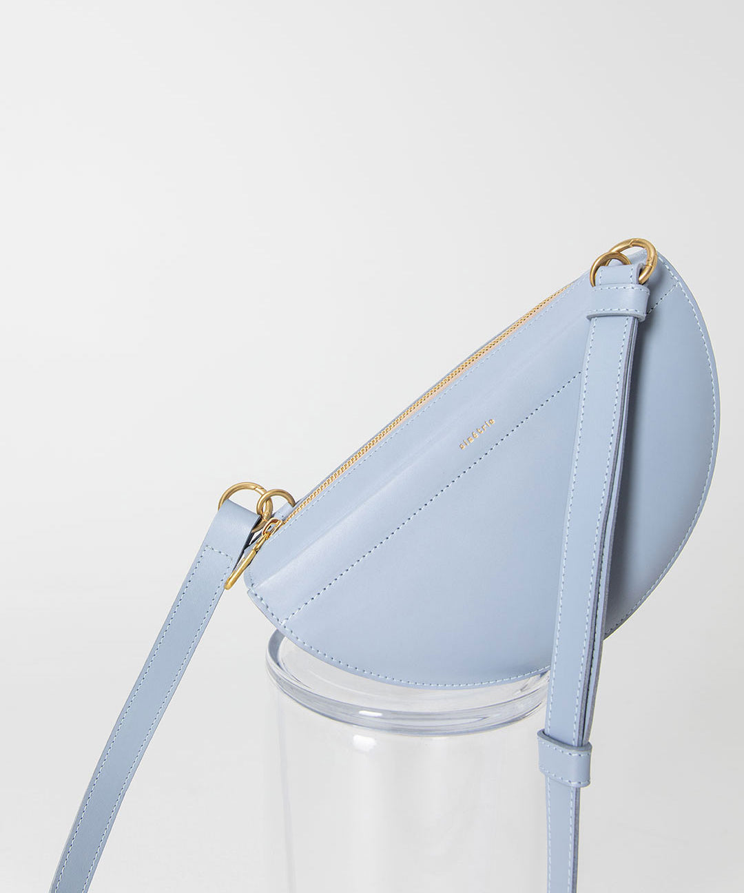 simetrie-thick-lune-bag-mist-blue-2.jpg